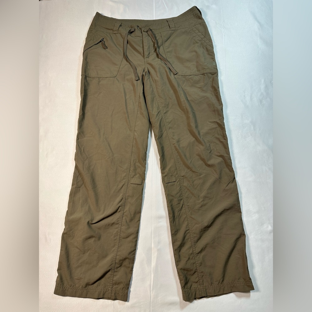 Northface Cargo Relaxed Drawstring Utility Pants in Olive Green